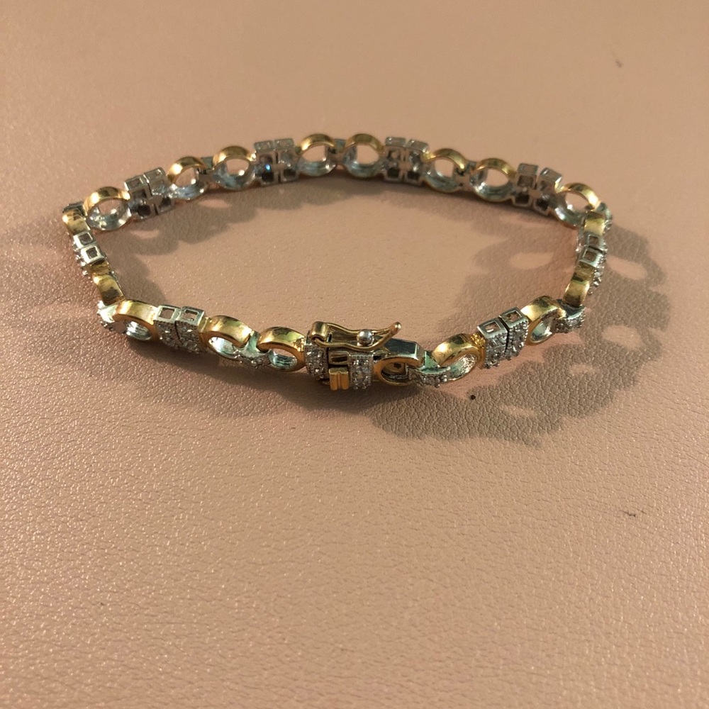 Beautiful gold and Diamond bracelet